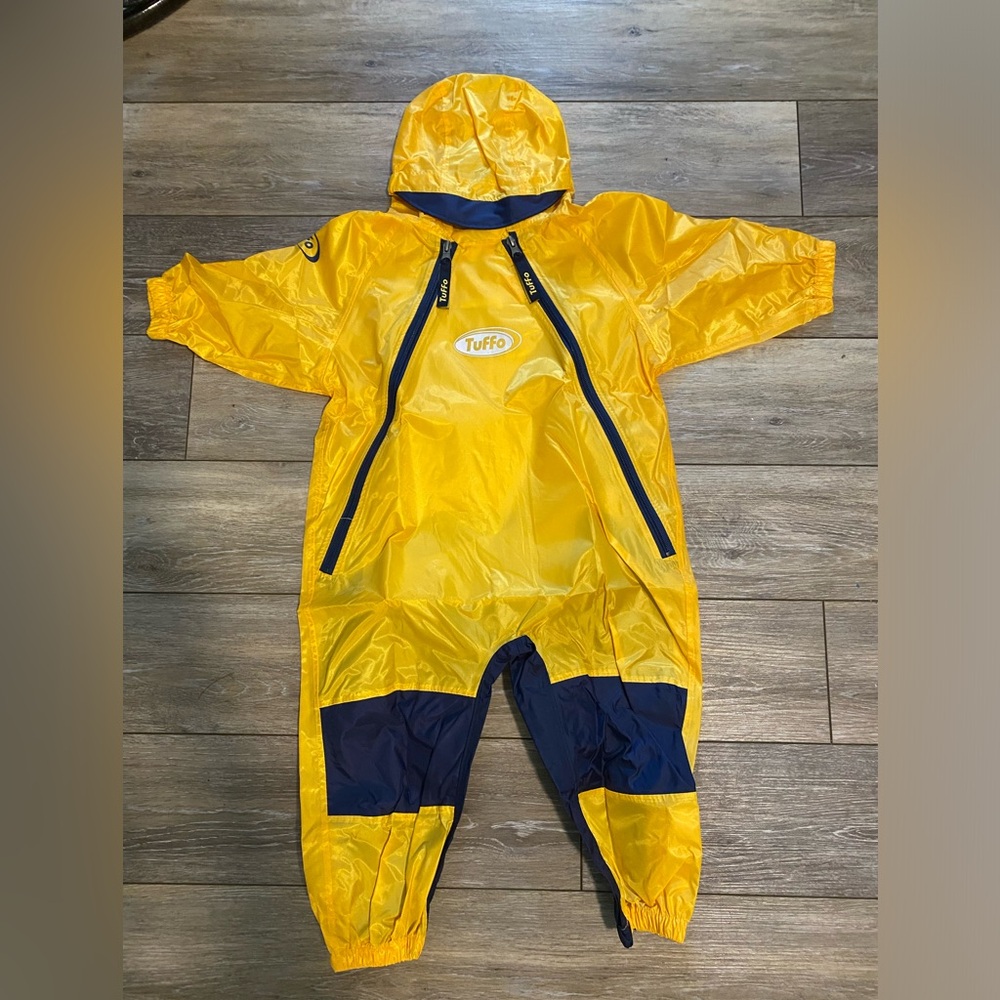 2T Tuffo Rain Suit 2/$10